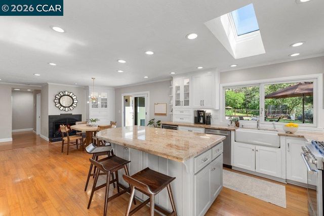 3 Buckeye Ln, Danville, CA 94526