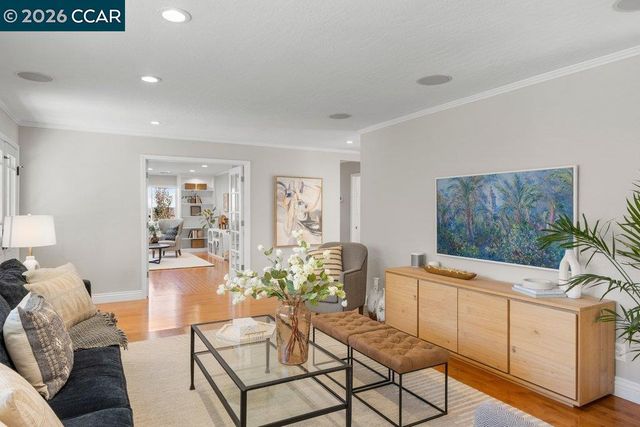 3 Buckeye Ln, Danville, CA 94526