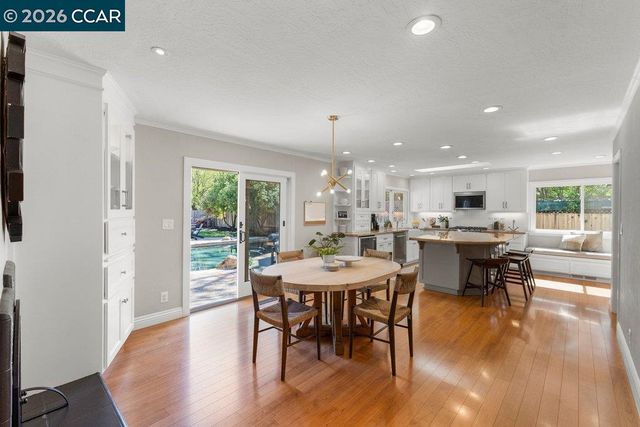 3 Buckeye Ln, Danville, CA 94526