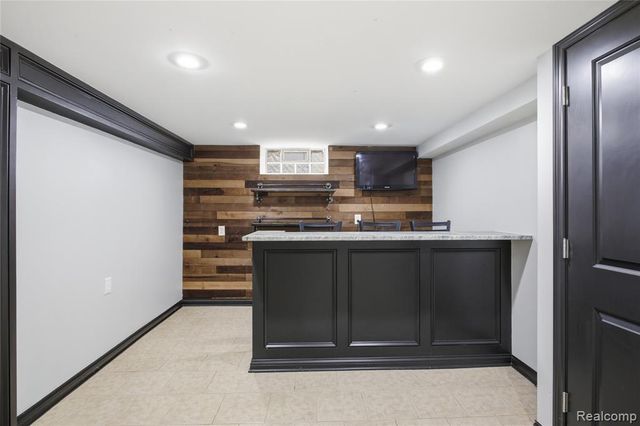 3515 Durham Road, Royal Oak, MI 48073