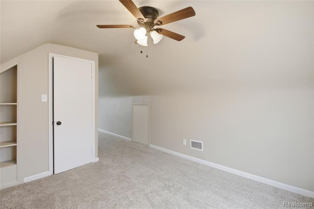 3515 Durham Road, Royal Oak, MI 48073