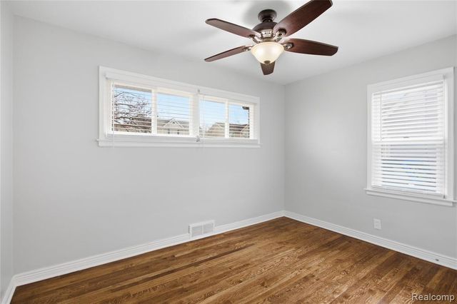 3515 Durham Road, Royal Oak, MI 48073