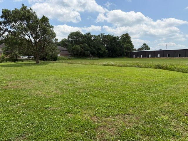 James Avenue, Gentry, AR 72734
