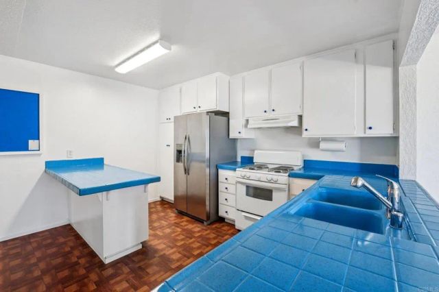 10973 Tobago Road, San Diego, CA 92126