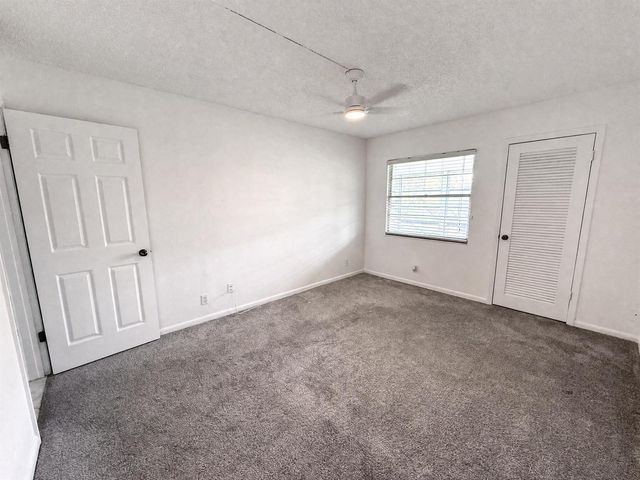 2005 HYTHE A 2005, Boca Raton, FL 33434
