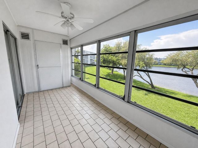 2005 HYTHE A 2005, Boca Raton, FL 33434