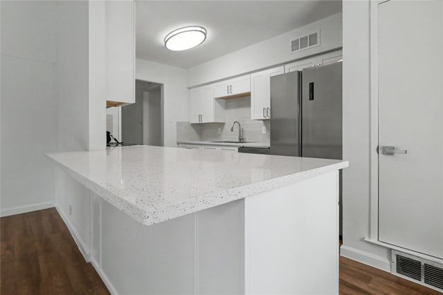 910 Wisteria Way, Richardson, TX 75080