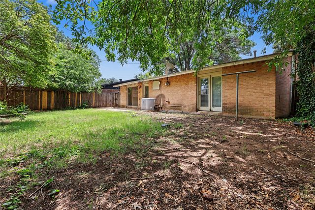910 Wisteria Way, Richardson, TX 75080