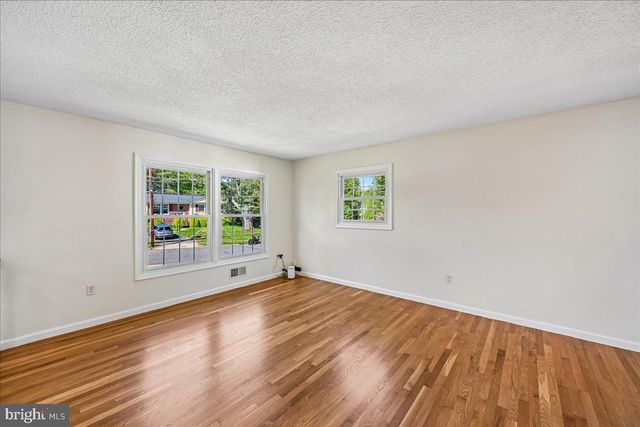 6717 ANTHONY ST, Alexandria, VA 22306