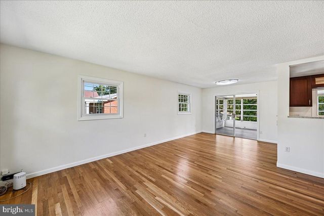 6717 ANTHONY ST, Alexandria, VA 22306
