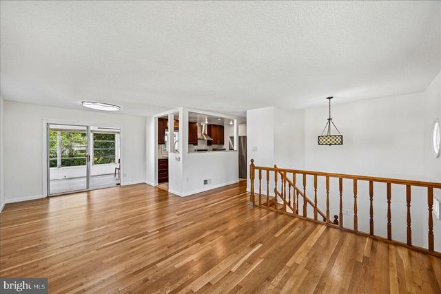 6717 ANTHONY ST, Alexandria, VA 22306