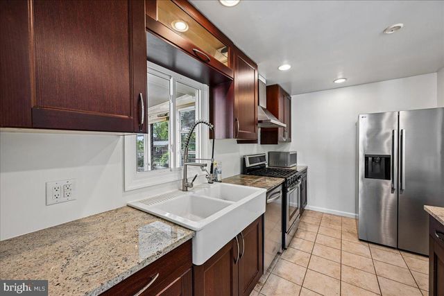 6717 ANTHONY ST, Alexandria, VA 22306