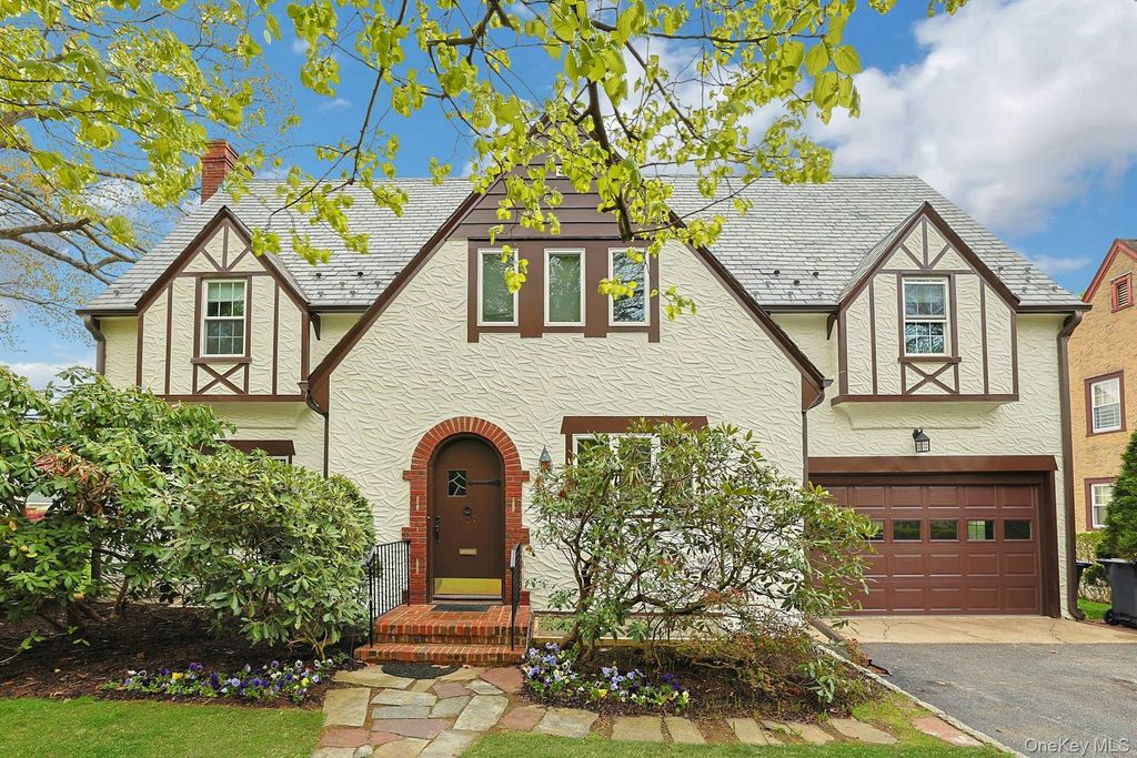 120 Harvard Drive, Hartsdale, NY 10530