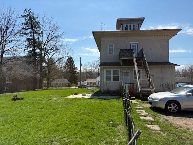 608 W Michigan, Paw Paw Vllg, MI 49079