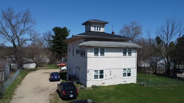 608 W Michigan, Paw Paw Vllg, MI 49079
