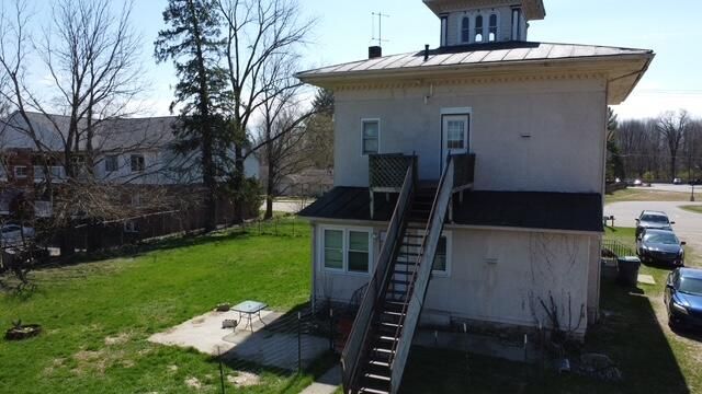 608 W Michigan, Paw Paw Vllg, MI 49079