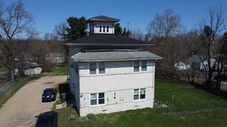 608 W Michigan, Paw Paw Vllg, MI 49079