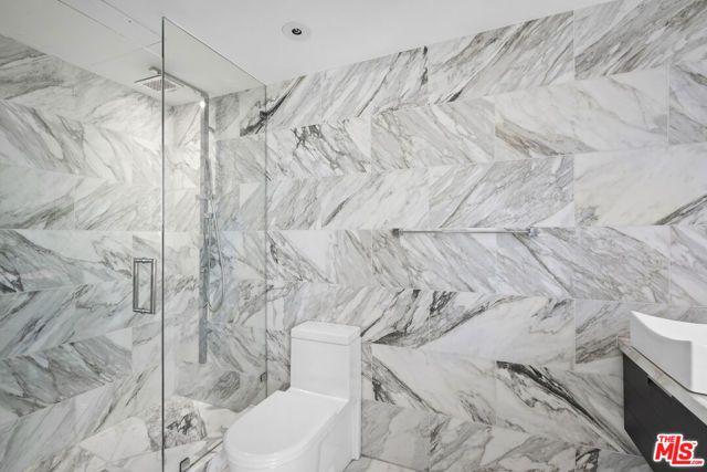 1100 Alta Loma Road 1505, West Hollywood, CA 90069