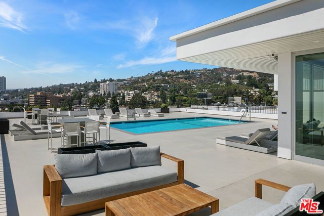 1100 Alta Loma Road 1505, West Hollywood, CA 90069