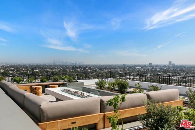 1100 Alta Loma Road 1505, West Hollywood, CA 90069