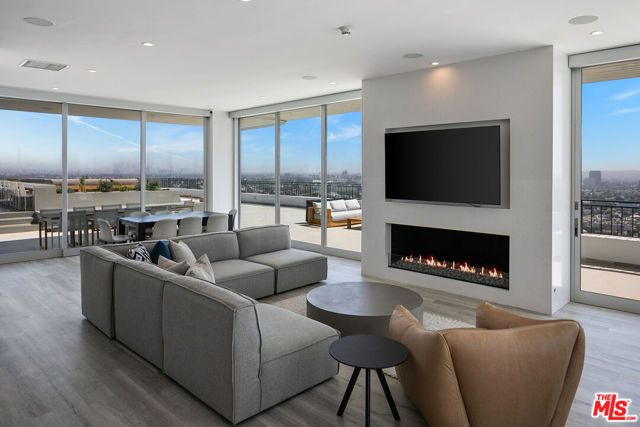 1100 Alta Loma Road 1505, West Hollywood, CA 90069