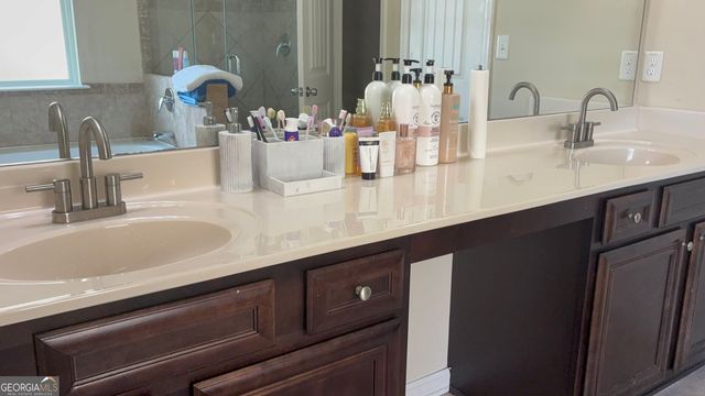 1301 Rose Terrace Circle, Loganville, GA 30052