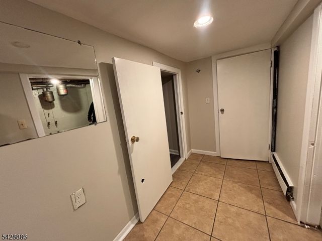 288 Totowa Ave, Paterson City, NJ 07502