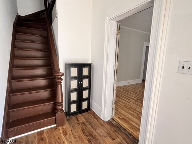 288 Totowa Ave, Paterson City, NJ 07502
