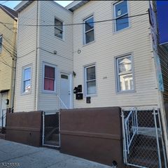 288 Totowa Ave, Paterson City, NJ 07502