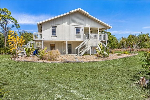 8677 Whispering Pines DR, St. James City, FL 33956