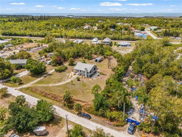 8677 Whispering Pines DR, St. James City, FL 33956