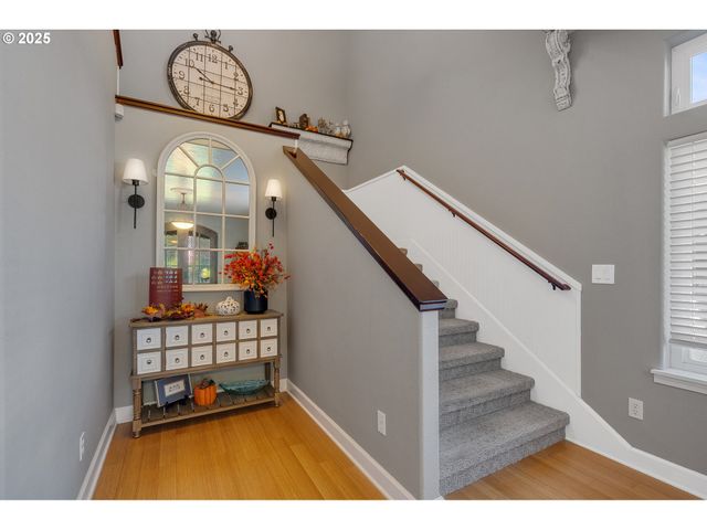 424 Sw CLIFF St, Depoe Bay, OR 97341