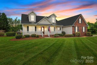 1025 Forest Oaks Drive, Salisbury, NC 28146