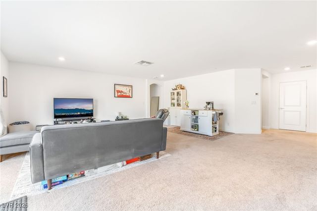 7096 Grace Estate Avenue, Las Vegas, NV 89113