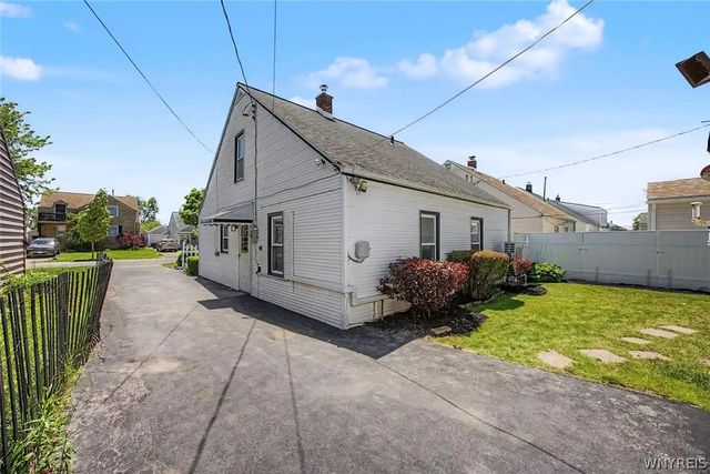 145 Hoover Avenue, Tonawanda, NY 14217