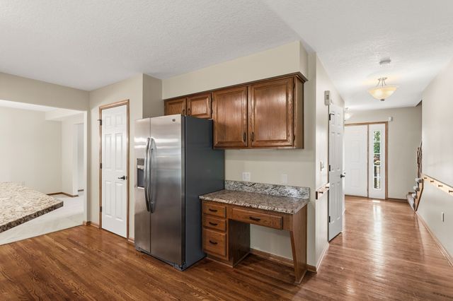 1006 NE Trilein Drive, Ankeny, IA 50021