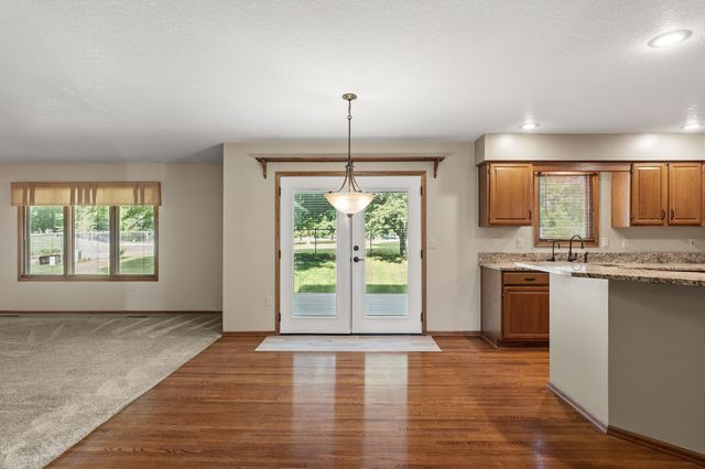 1006 NE Trilein Drive, Ankeny, IA 50021