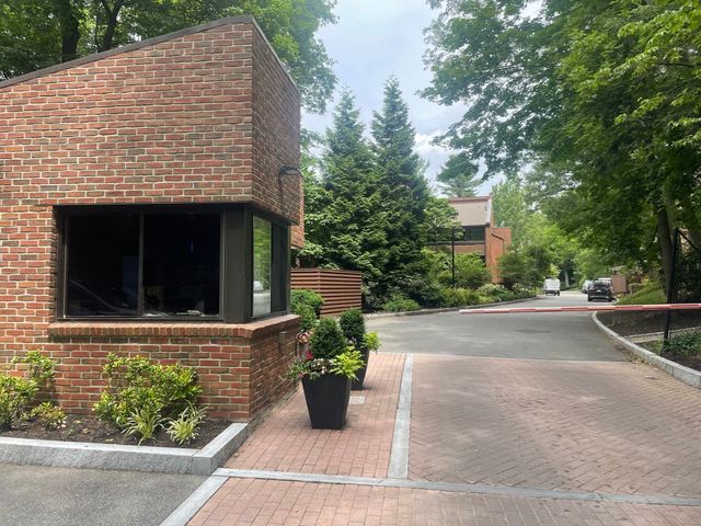 241 Perkins Street D302, Boston, MA 02130