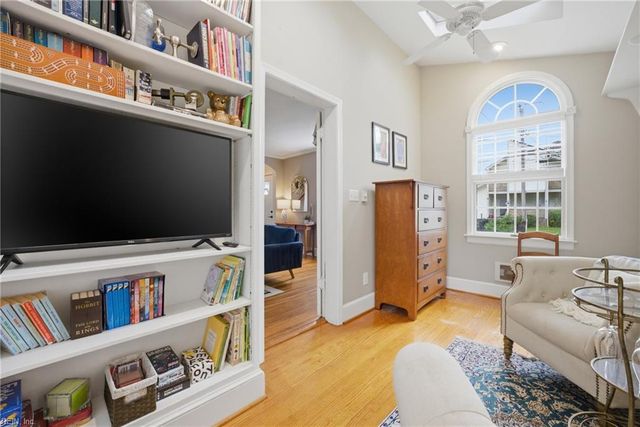 6159 Rolfe Ave, Norfolk, VA 23508