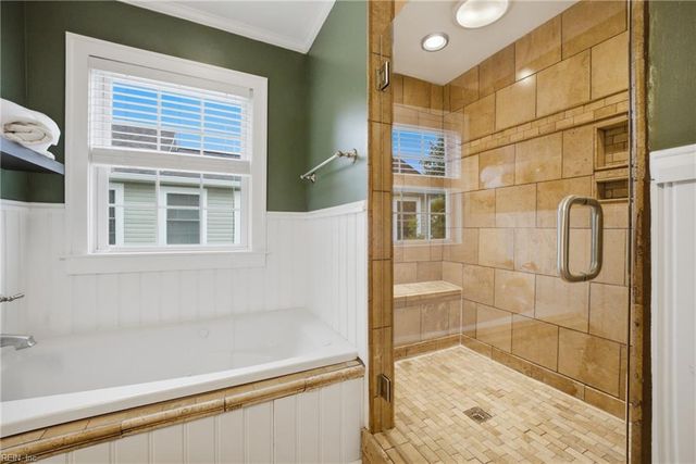 6159 Rolfe Ave, Norfolk, VA 23508