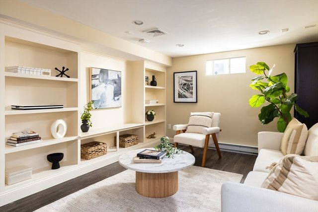 26 Knowles 26, Newton, MA 02459