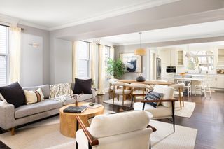 26 Knowles 26, Newton, MA 02459