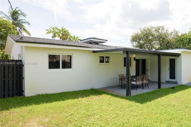 4401 NE 13th Avenue, Oakland Park, FL 33334