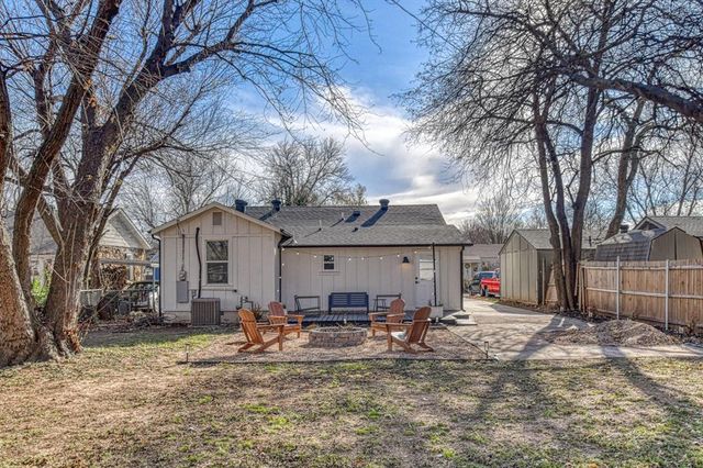 915 W Comanche Street, Norman, OK 73069
