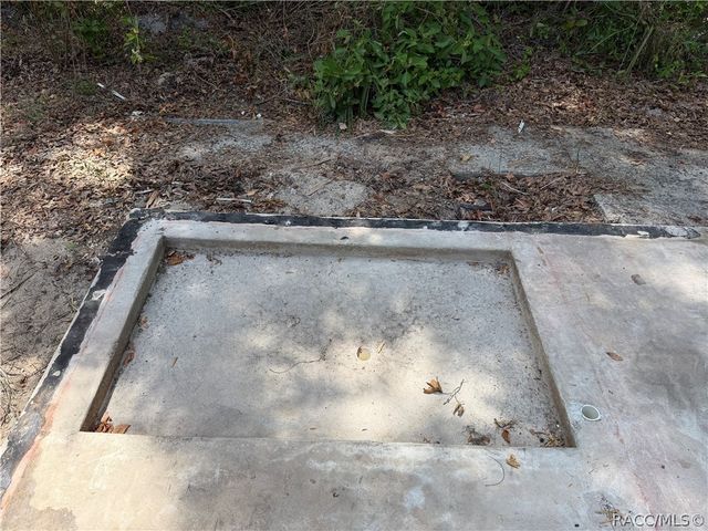 1628 S Palm Avenue, Homosassa, FL 34448