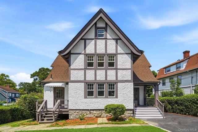 184 W Post Road, White Plains, NY 10606