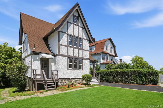 184 W Post Road, White Plains, NY 10606