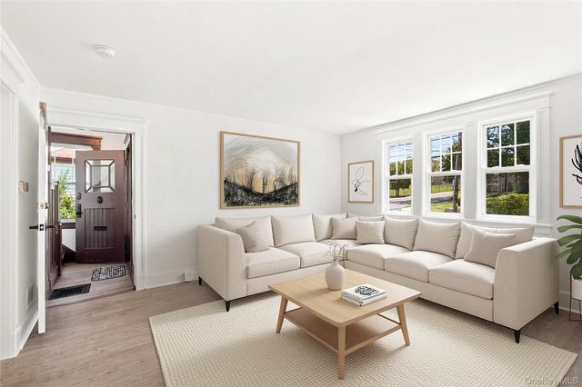 184 W Post Road, White Plains, NY 10606