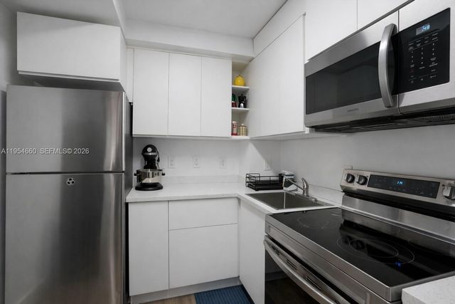 3200 Coral Springs Dr 108, Coral Springs, FL 33065