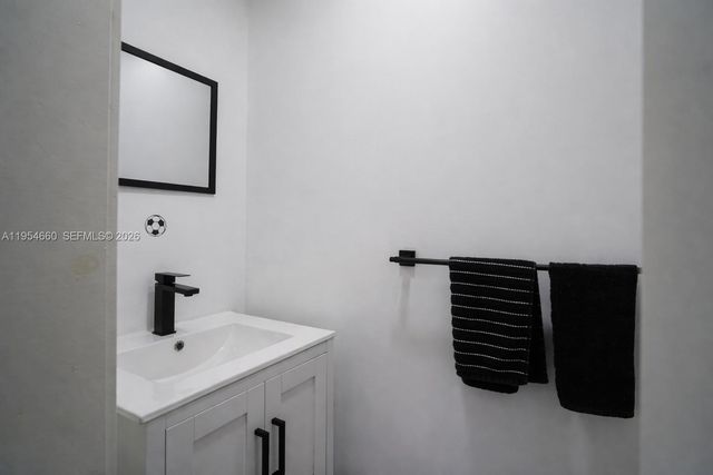 3200 Coral Springs Dr 108, Coral Springs, FL 33065